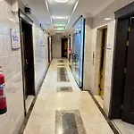 Primotel Suites As Salamah